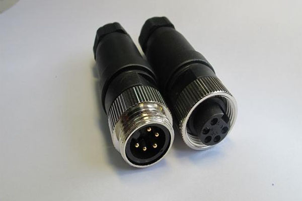 防水電纜連接器